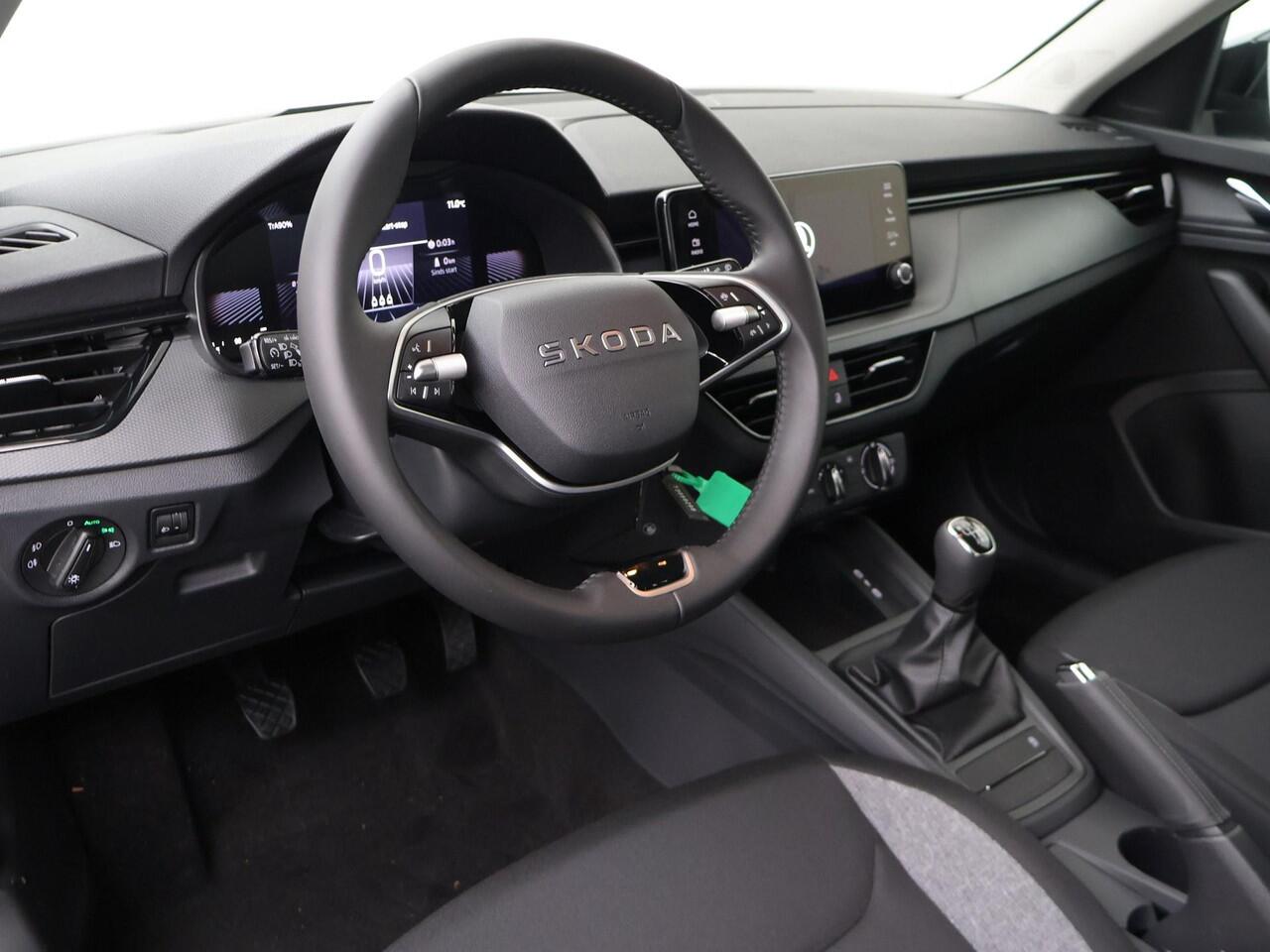 Skoda Kamiq 1.0 TSI Essence 115 PK | Parkeersensoren | Cruise Control | Apple Carplay/Android Auto |