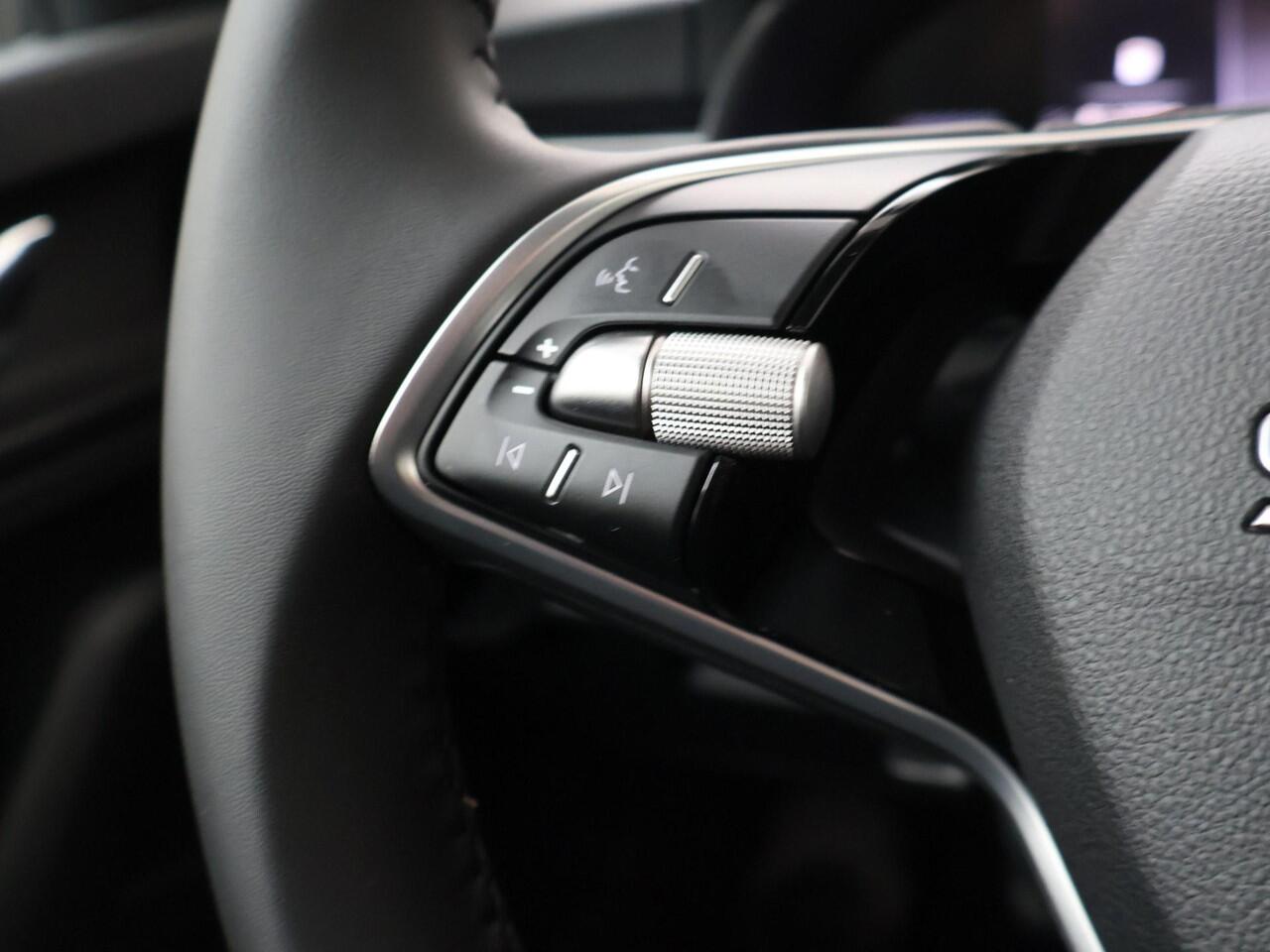 Skoda Kamiq 1.0 TSI Essence 115 PK | Parkeersensoren | Cruise Control | Apple Carplay/Android Auto |