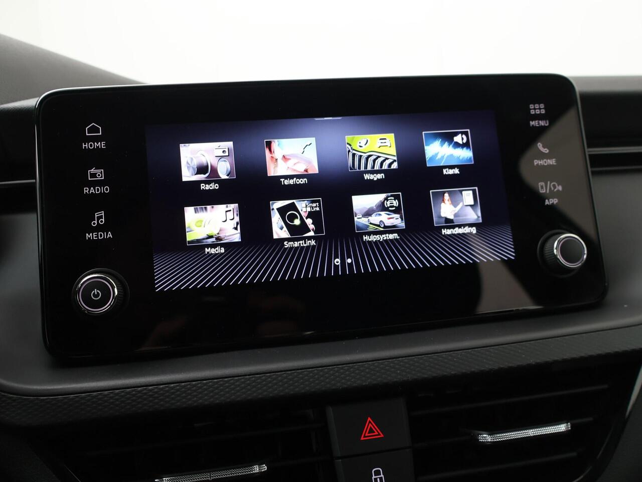 Skoda Kamiq 1.0 TSI Essence 115 PK | Parkeersensoren | Cruise Control | Apple Carplay/Android Auto |