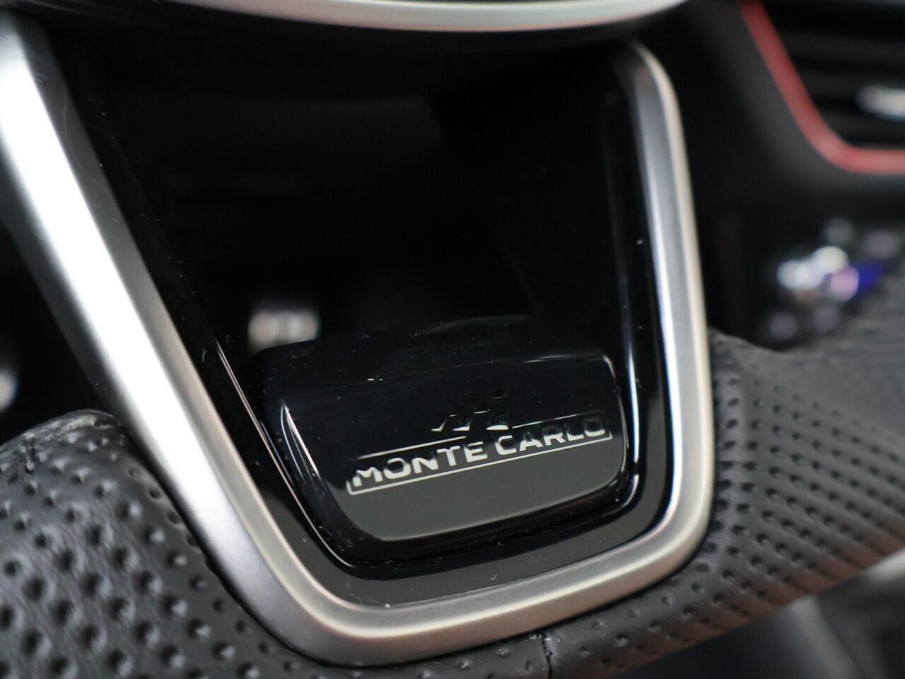 Skoda Kamiq Monte Carlo 1.0 TSI 115 PK 6 versn. Hand | Panorama dak | LED matrix | 17" lichtmetalen velgen | Camera |