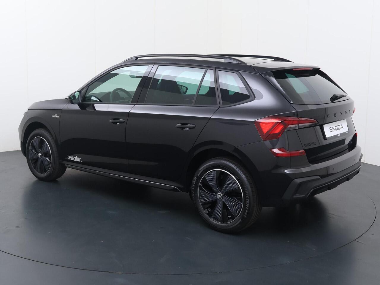 Skoda Kamiq Monte Carlo 1.0 TSI 115 PK 6 versn. Hand | Panorama dak | LED matrix | 17" lichtmetalen velgen | Camera |