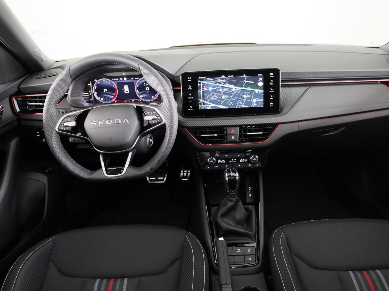 Skoda Kamiq Monte Carlo 1.0 TSI 115 pk 7 versn. DSG | 18 inch | Blind Spot | Navigatie | Adaptive Cruise | Panoramadak | Stoelverwarming |