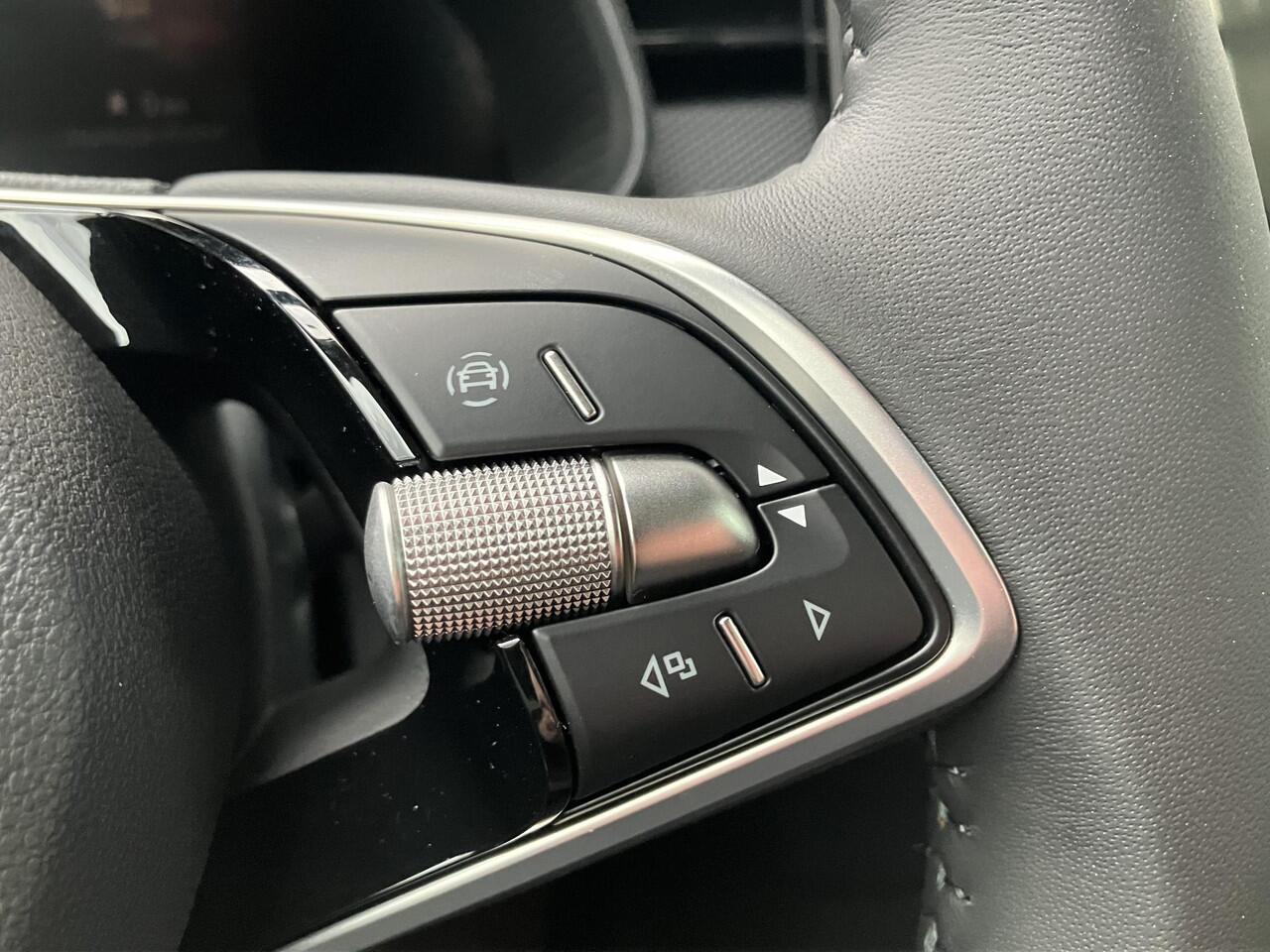 Skoda Kamiq Selection 1.0 TSI 115 PK SUV | 16" Lichtmetalen velgen | Apple Carplay/Android Auto | Climate controle |