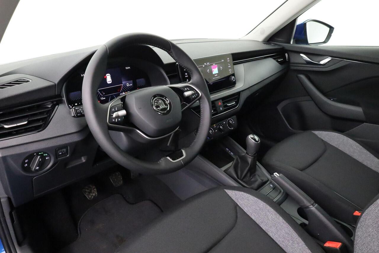 Skoda Kamiq Essence 1.0 TSI 85 kW / 115 pk ¤2.000,- Inruilpremie! | LED | Cruise Control | Parkeersensoren achter | LED verlichting |