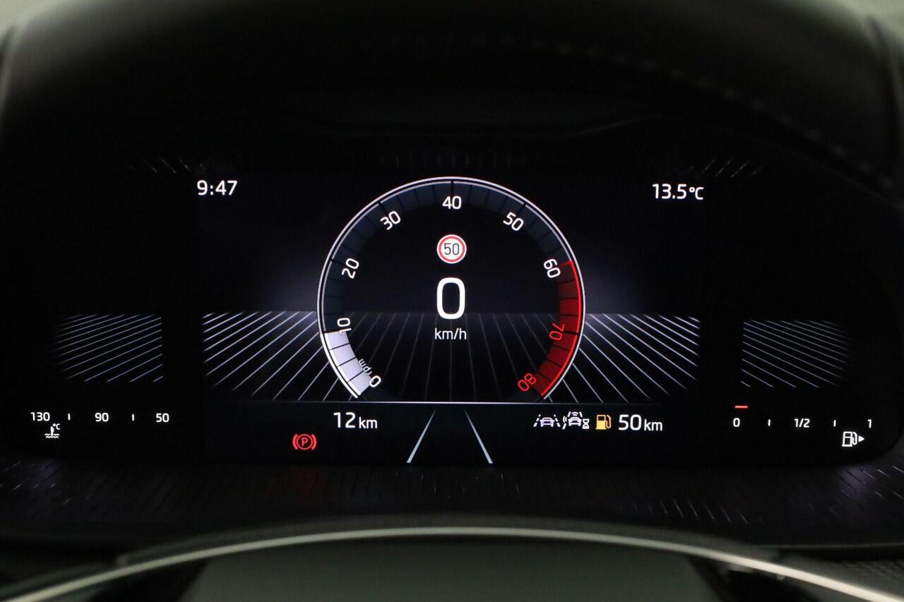 Skoda Kamiq Essence 1.0 TSI 85 kW / 115 pk ¤2.000,- Inruilpremie! | LED | Cruise Control | Parkeersensoren achter | LED verlichting |