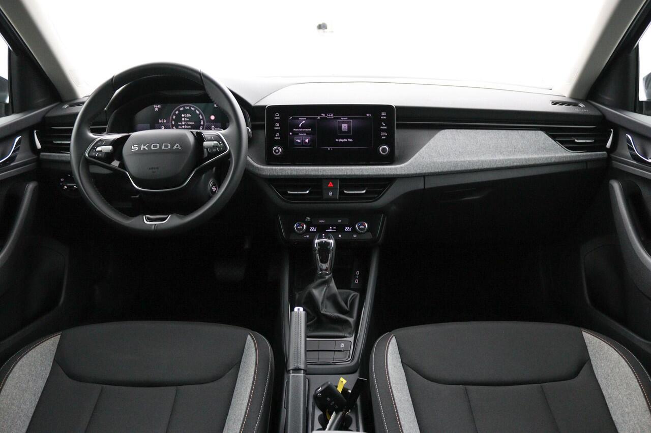 Skoda Kamiq 1.0 TSI Selection DSG | Carplay | 05-2025 | Parkeersensoren