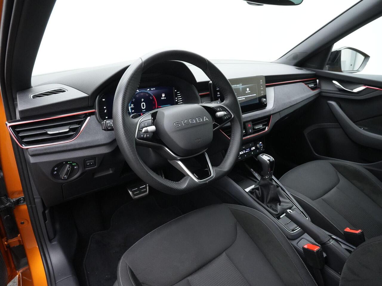 Skoda Kamiq 1.5 TSI 150 pk DSG ACT Sport Business | Adaptief onderstel | Alcantara | Achteruitrijcamera | Stoelverwarming