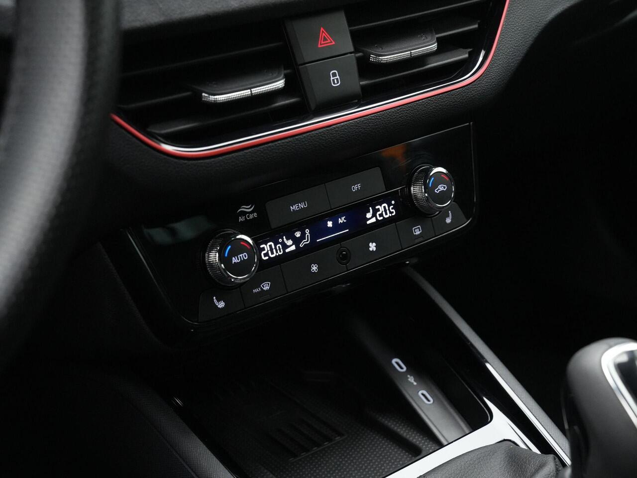 Skoda Kamiq 1.5 TSI 150 pk DSG ACT Sport Business | Adaptief onderstel | Alcantara | Achteruitrijcamera | Stoelverwarming