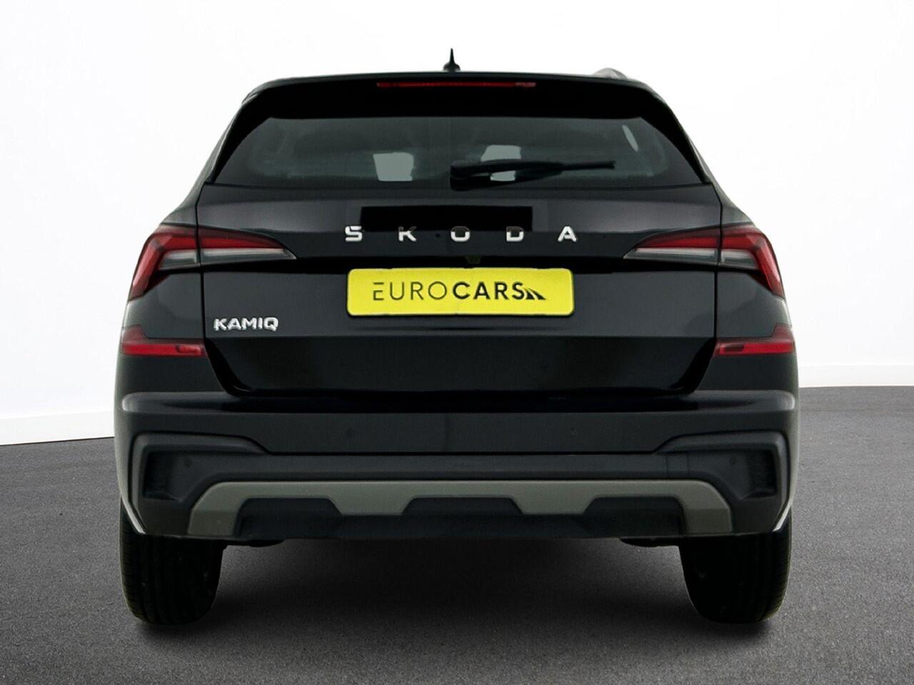 Skoda Kamiq 1.0 TSI Business Edition DSG | DEMO ! | Navigatie | Climate control | Cruise control | LED | Keyless | Achteruitrijcamera | Parkeersensoren | Apple Carplay/ Android Auto | Radio