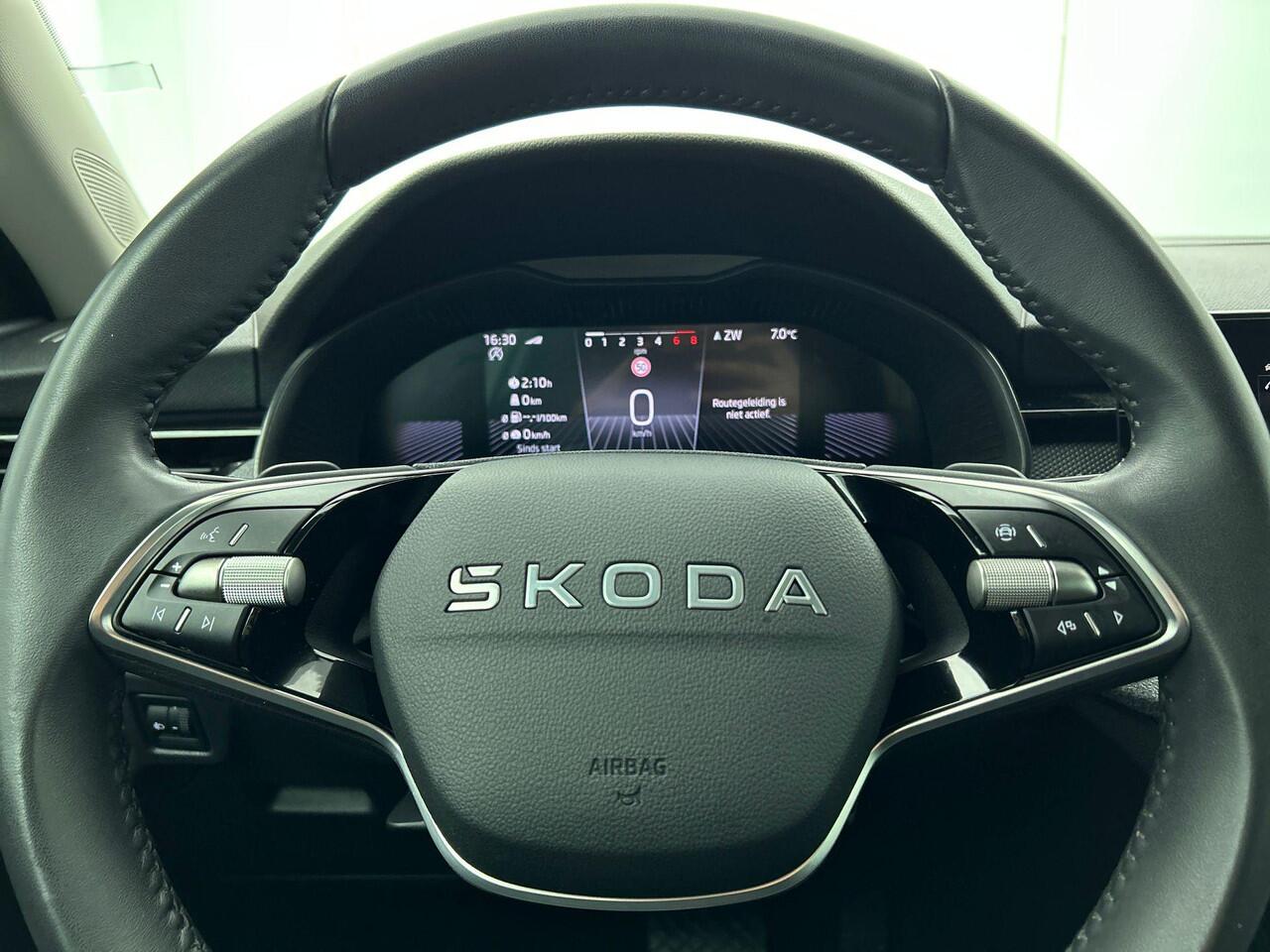 Skoda Kamiq 1.0 TSI Business Edition DSG | DEMO ! | Navigatie | Climate control | Cruise control | LED | Keyless | Achteruitrijcamera | Parkeersensoren | Apple Carplay/ Android Auto | Radio