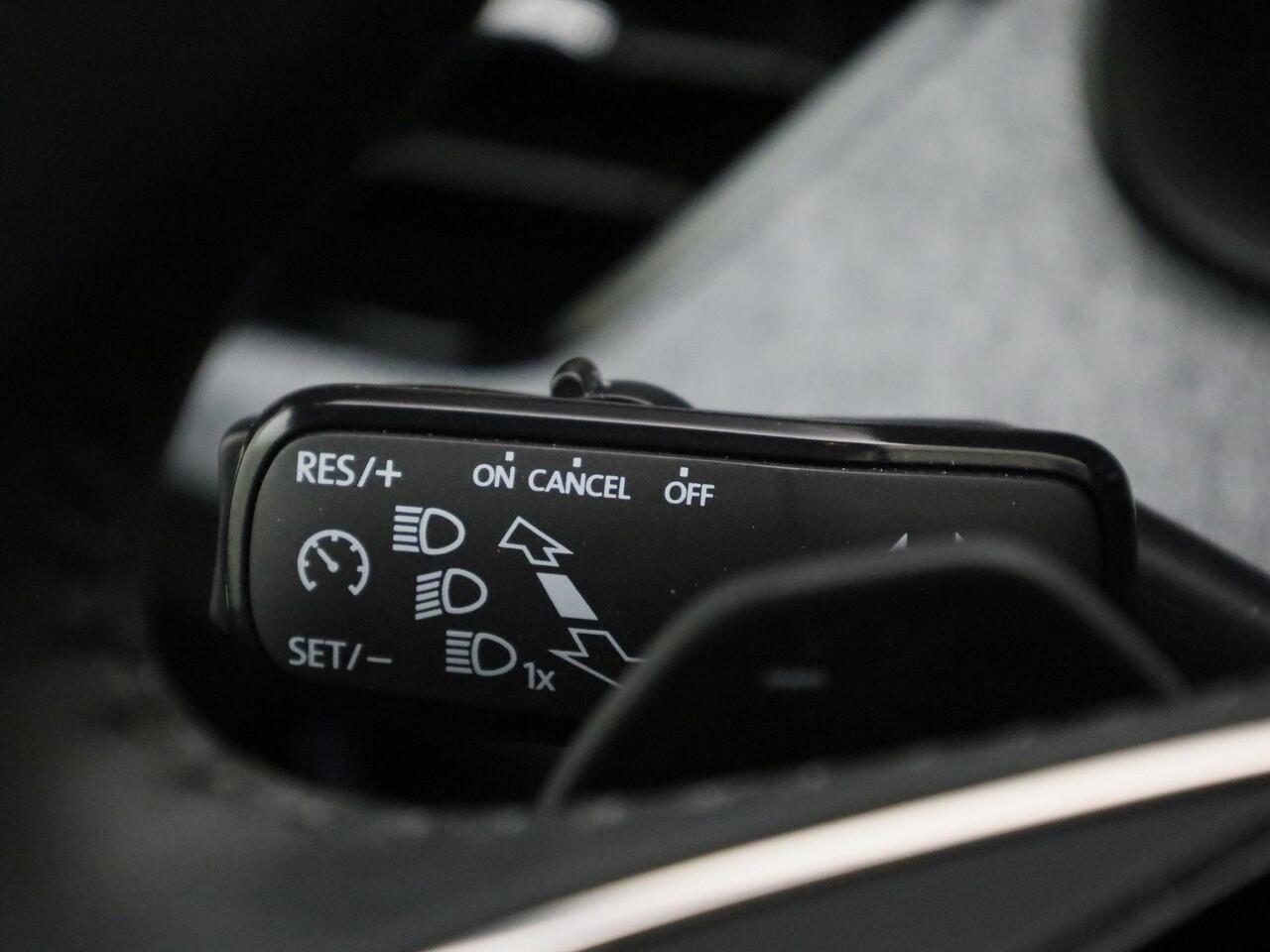 Skoda Kamiq 1.0TSI/115PK Selection DSG · Apple/Android Car Play · Clima · Parkeersensoren · Cruise control · Garantie t/m 14-07-2029 of 100000km