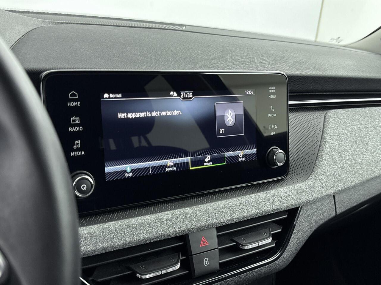 Skoda Kamiq 1.0 TSI Business Edition 115PK | Stoelverwarming | Achteruitrijcamera | Climate Control | Apple CarPlay & Android Auto
