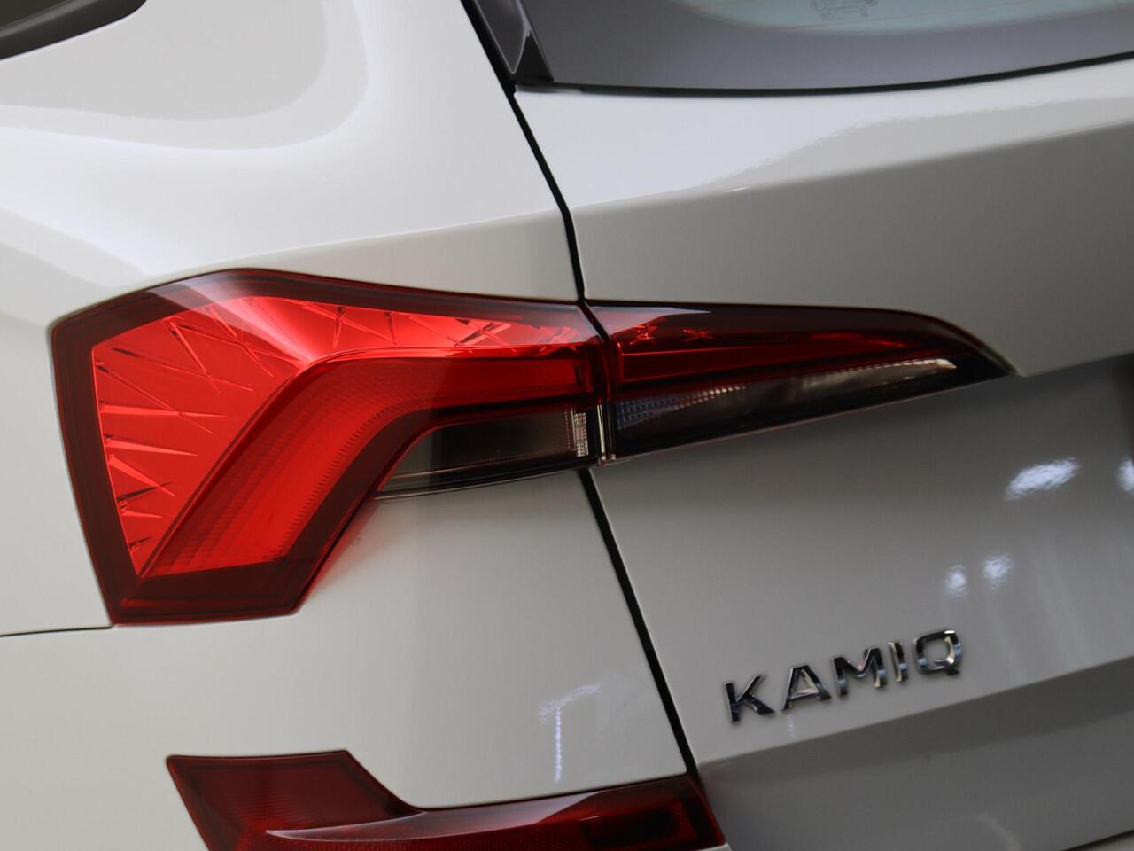 Skoda Kamiq 1.0 TSI Selection | Parkeersensoren achter | Cruise Control | Bluetooth | Digital cockpit |