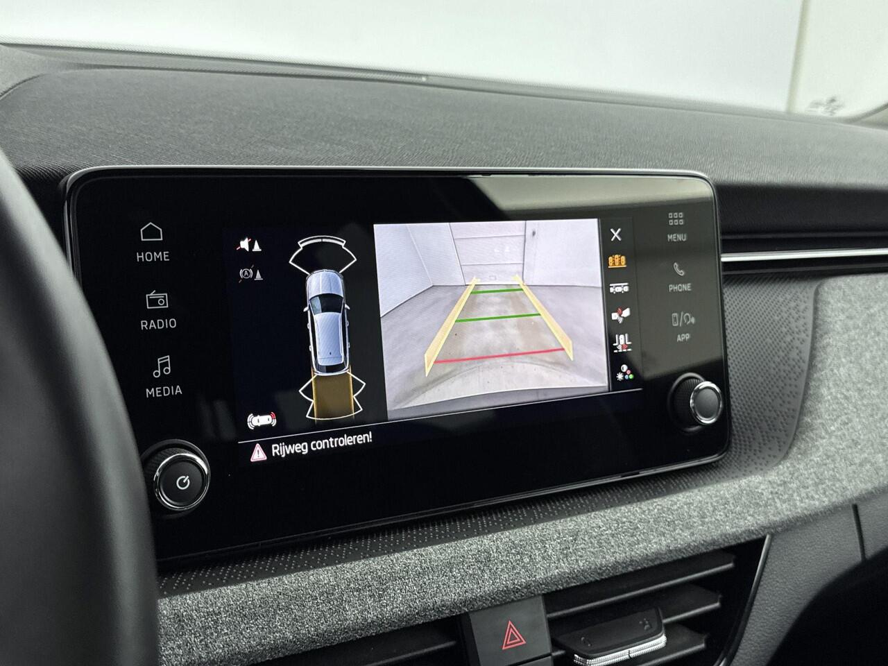 Skoda Kamiq 1.0 TSI Business Edition | Navigatie | Achter camera | Parkeersensoren