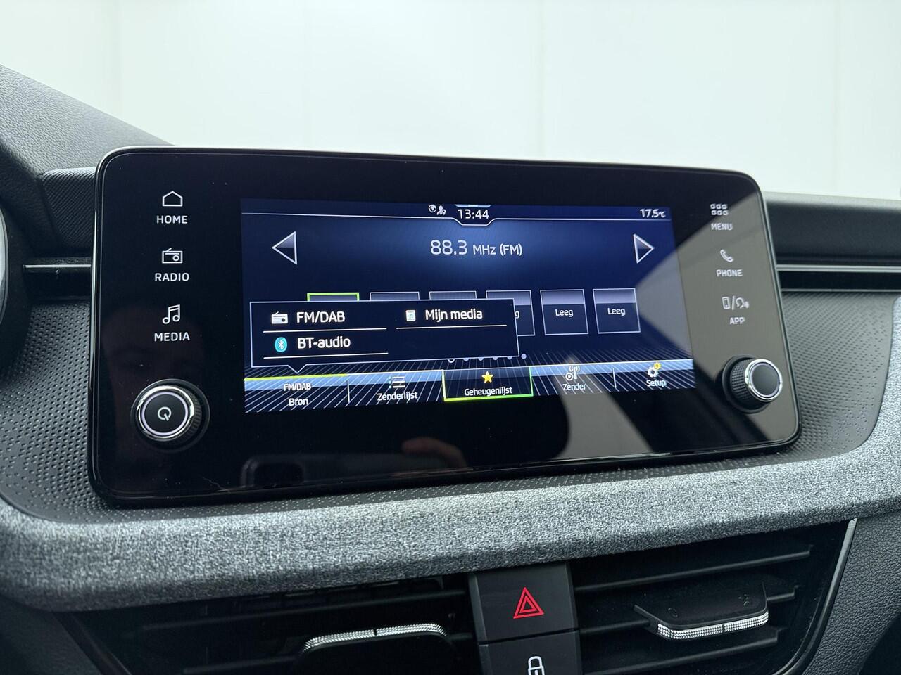 Skoda Kamiq 1.0 TSI Selection | 116 PK | Climate control | Cruise control | Apple Carplay/Android Auto | 17" LM velgen |