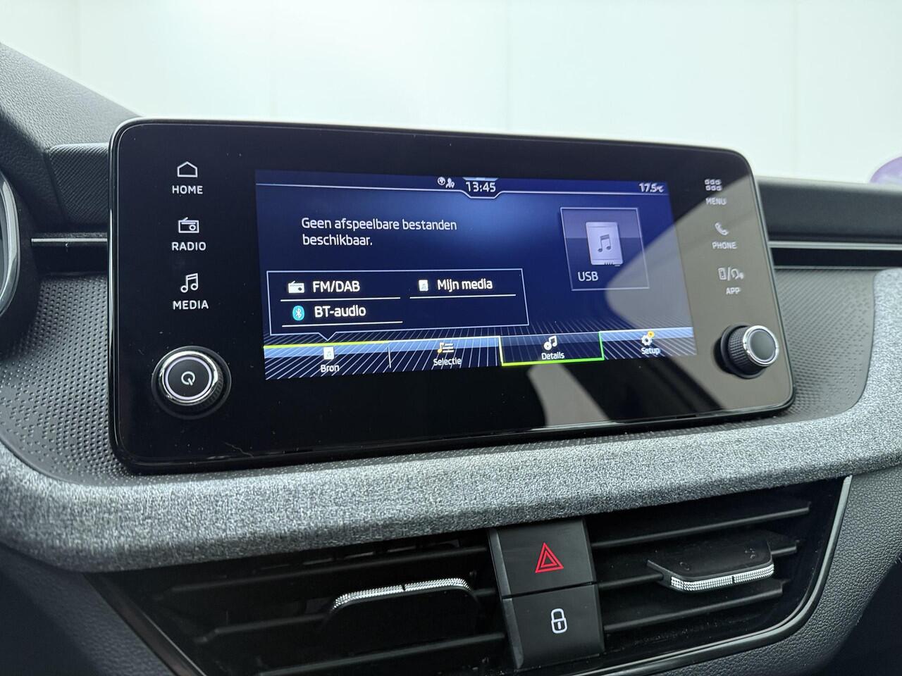Skoda Kamiq 1.0 TSI Selection | 116 PK | Climate control | Cruise control | Apple Carplay/Android Auto | 17" LM velgen |