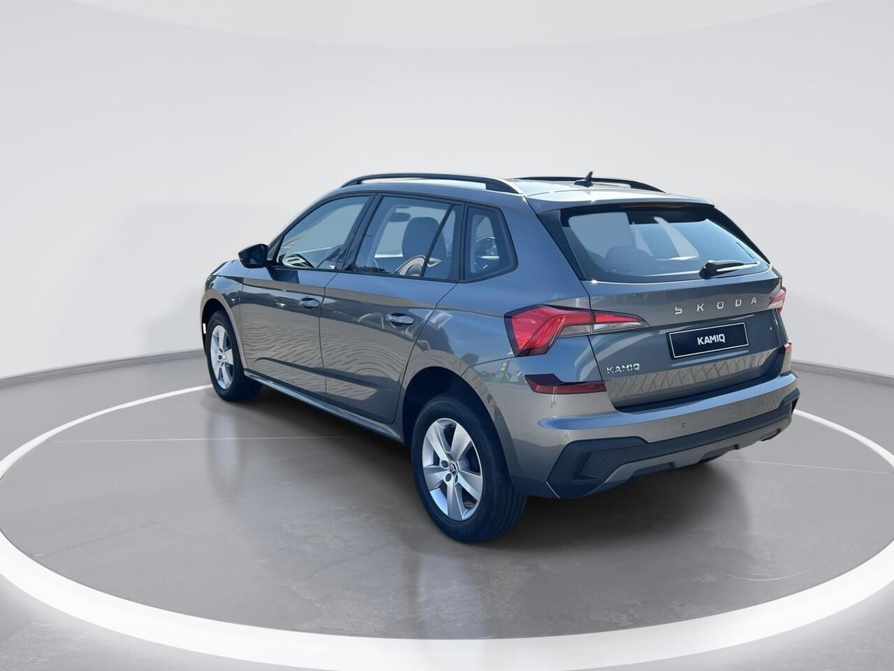 Skoda Kamiq Selection 1.0 TSI 85 kW / 115 PK SUV 6 versn. Hand | Private lease 359,- Per maand! | 3000,- inruilvoordeel!!