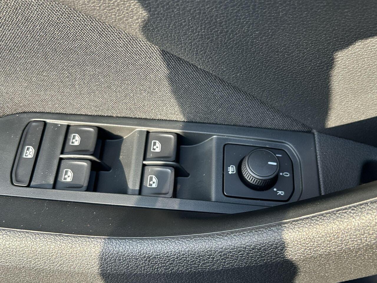 Skoda Kamiq Essence 1.0 TSI 115 PK SUV | Privatelease 349,- PER MAAND!! | 3000,- Euro inruilpremie!!