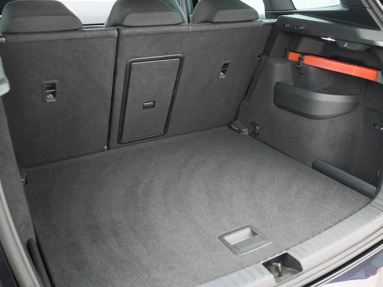 Skoda Kamiq Essence 1.0 TSI 85 kW / 115 PK SUV 6 versn. Hand | Technology Pakket | Private Lease ¤369,- | 3000,- inruilvoordeel!!