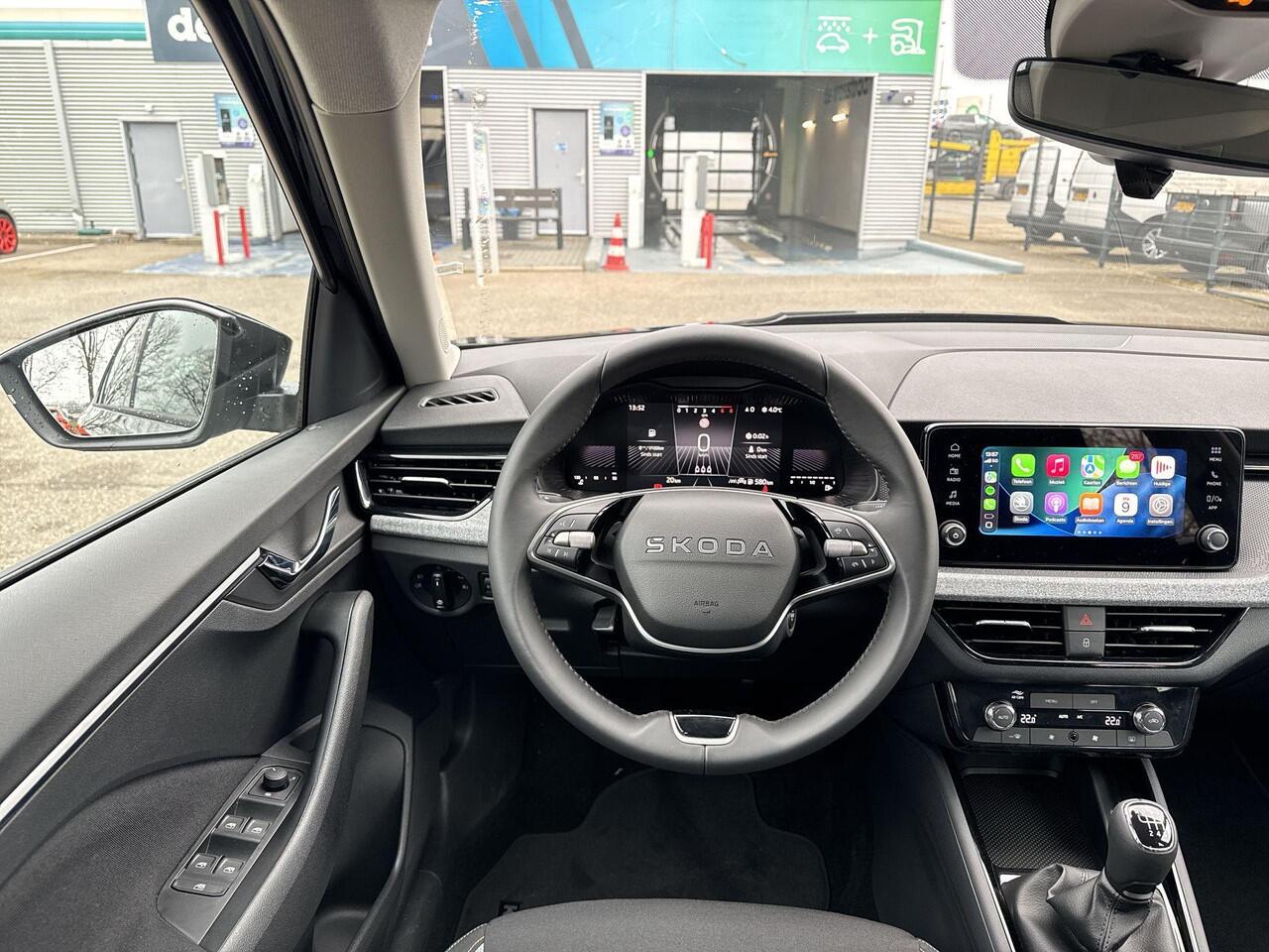 Skoda Kamiq Selection 1.0 TSI 85 kW / 115 PK SUV 6 versn. Hand | Private Lease ¤389,- | 3000,- inruilvoordeel!!