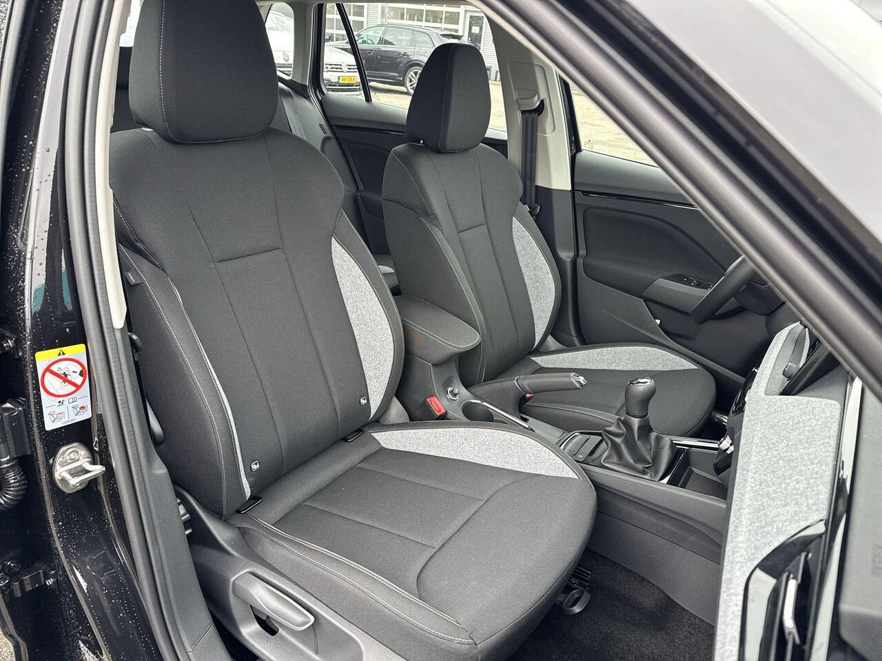 Skoda Kamiq Selection 1.0 TSI 85 kW / 115 PK SUV 6 versn. Hand | Private Lease ¤389,- | 3000,- inruilvoordeel!!