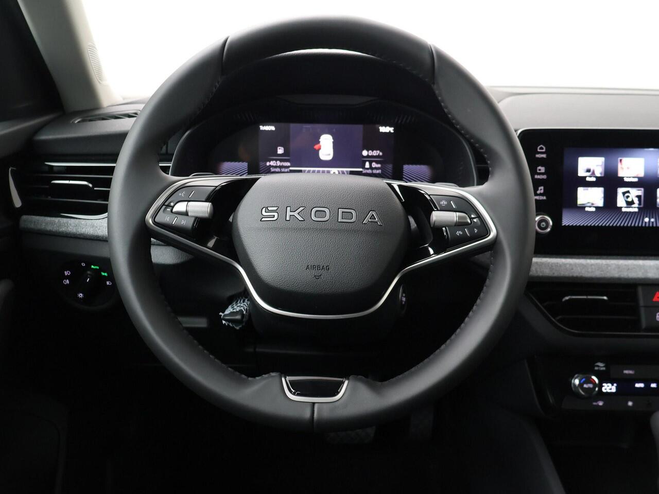 Skoda Kamiq Selection 1.0 TSI 115 PK 7 versn. DSG Automaat | Parkeersensoren | 16" Lichtmetalen velgen | Apple Carplay/Android Auto |