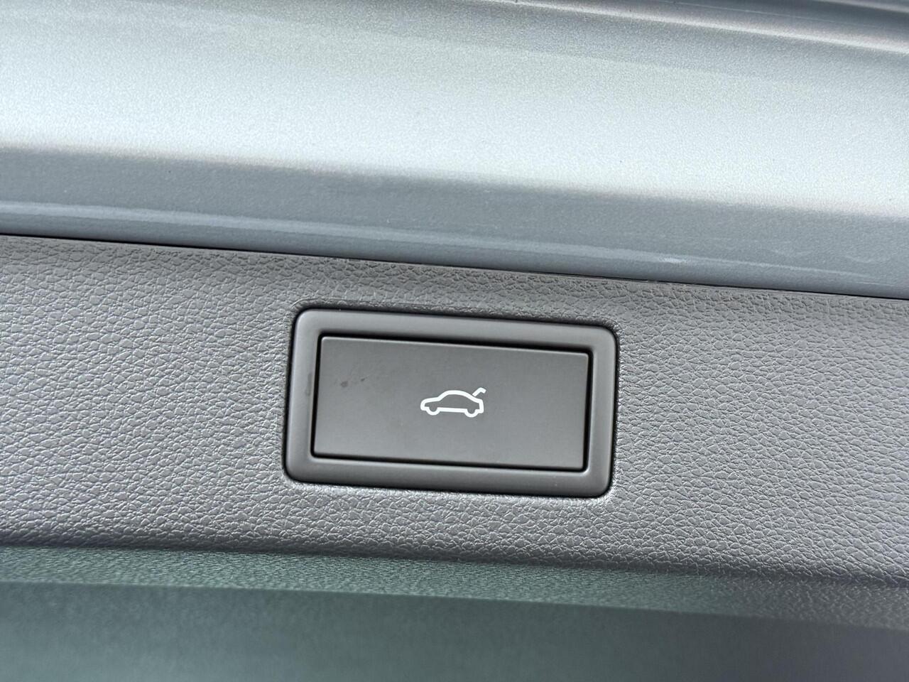 Skoda Kamiq Business Edition 1.0 TSI 115 PK DSG | Automaat | Trekhaak | Winterpakket |