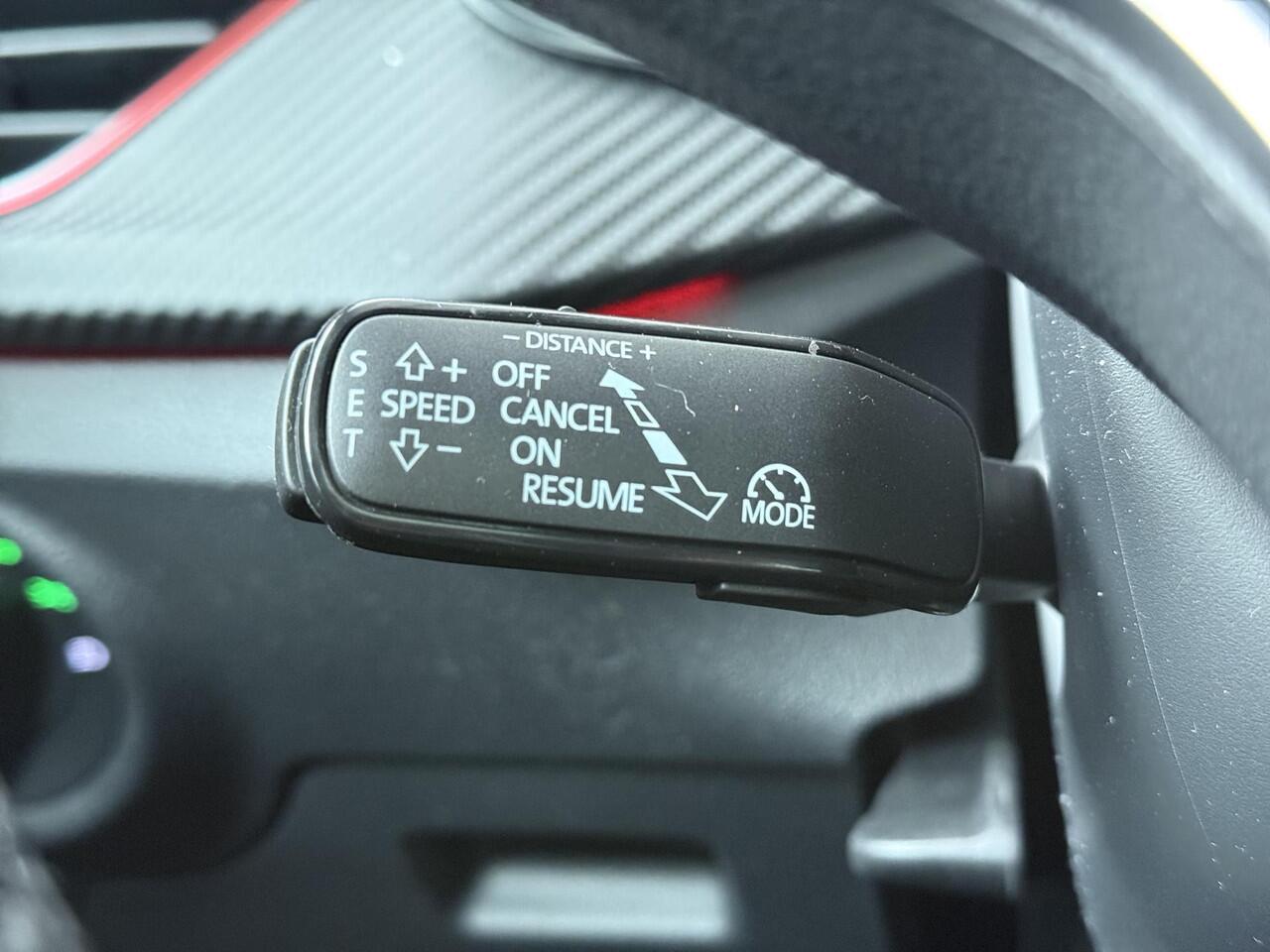 Skoda Kamiq Monte Carlo 1.0 TSI 115 PK DSG | Automaat | Travel Assist | Winterpakket | 17" Lichtmetalen velgen | Adaptieve cruise control |