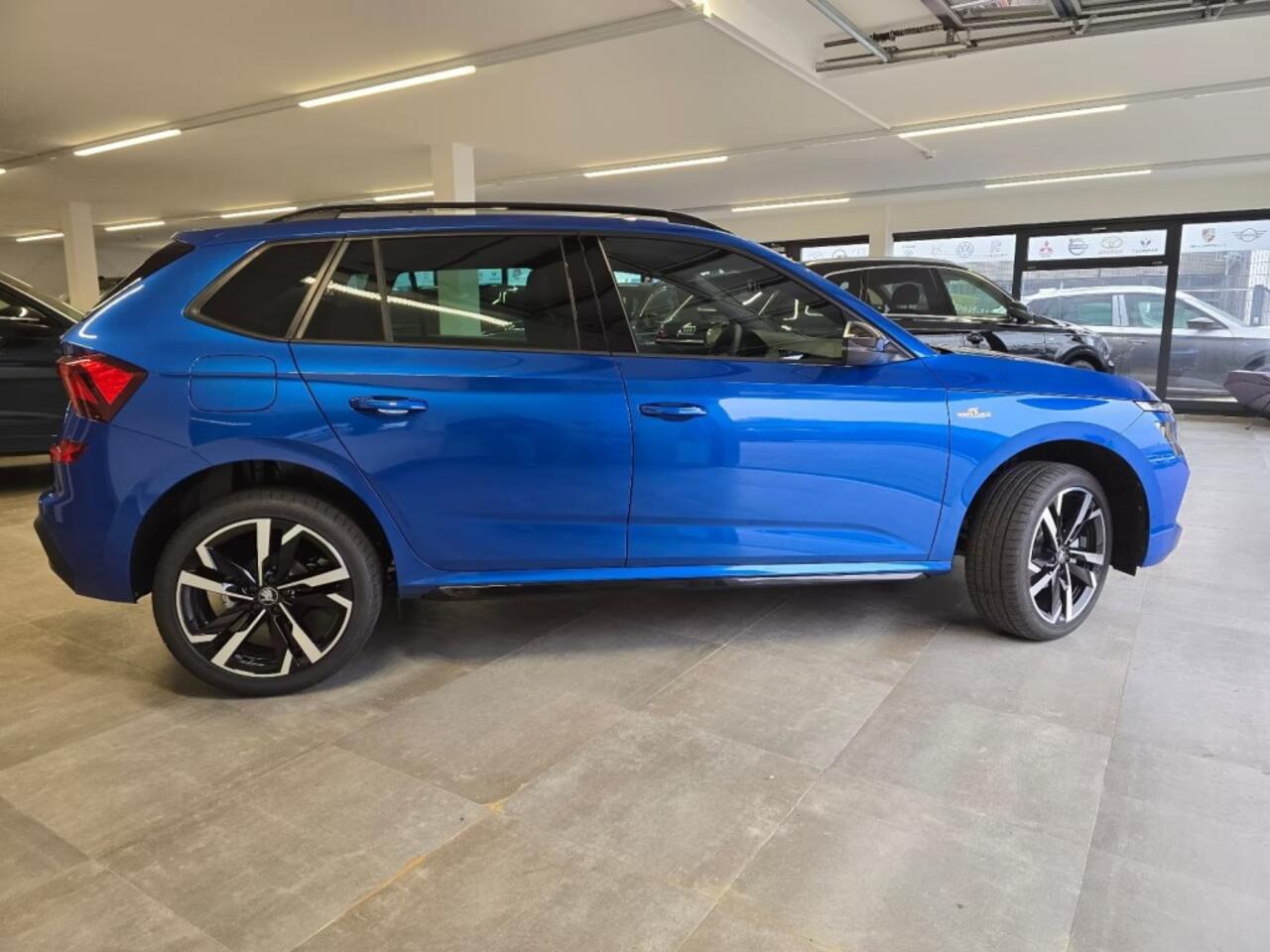 Skoda Kamiq 1.5 TSI DSG MONTE CARLO GLAS-DAK/CAMERA/TREKHAAK/NAVI/CARPLAY/STOELVERW