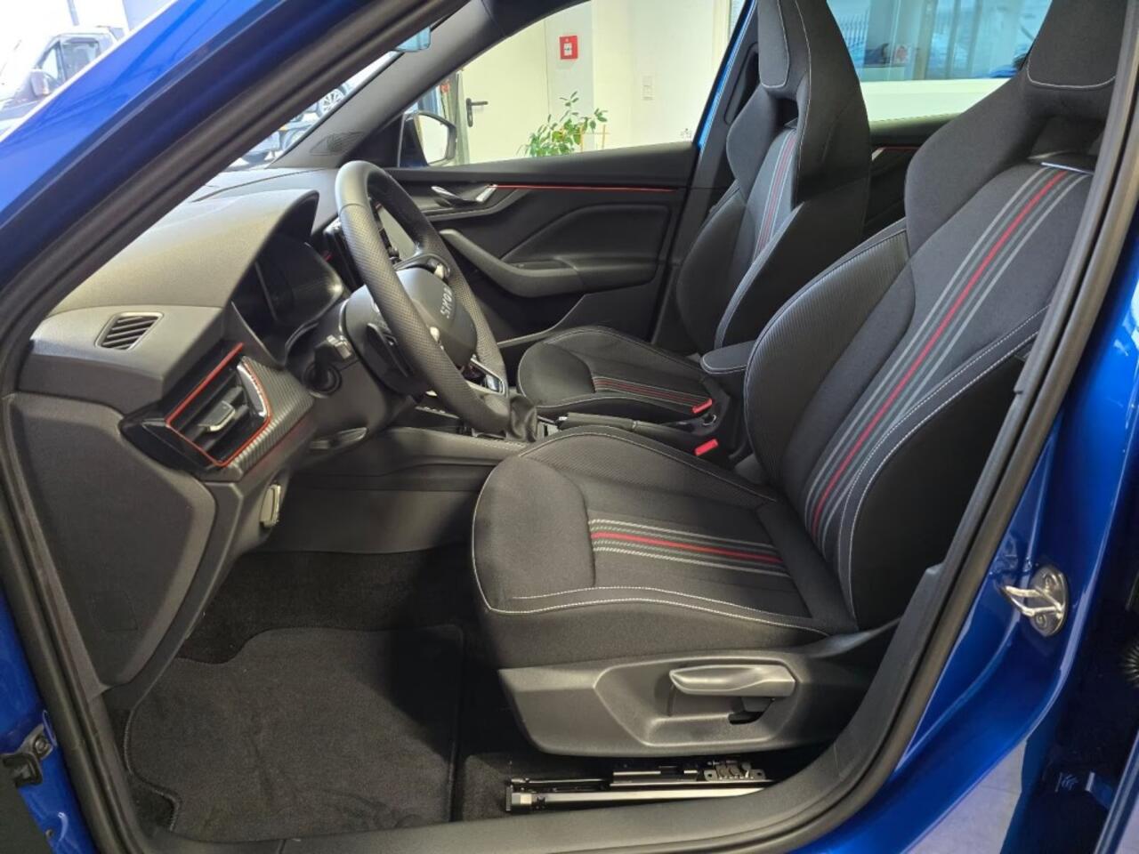 Skoda Kamiq 1.5 TSI DSG MONTE CARLO GLAS-DAK/CAMERA/TREKHAAK/NAVI/CARPLAY/STOELVERW