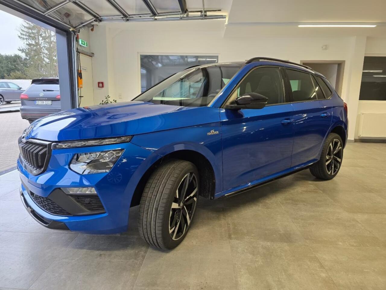 Skoda Kamiq 1.5 TSI DSG MONTE CARLO GLAS-DAK/CAMERA/TREKHAAK/NAVI/CARPLAY/STOELVERW