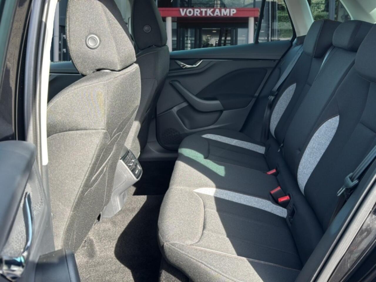 Skoda Kamiq 1.0 TSI SELECTION TREKHAAK/CRUISE/STOELVERW/CARPLAY