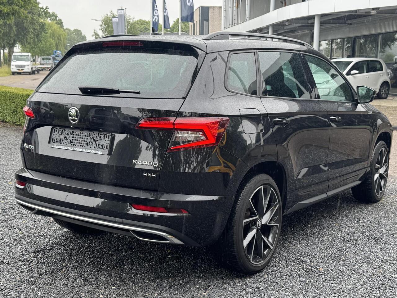 Skoda Karoq 1.5 TSI 150pk DSG 4x4 Sportline (Trekhaak,Camera,Navi,Carplay)