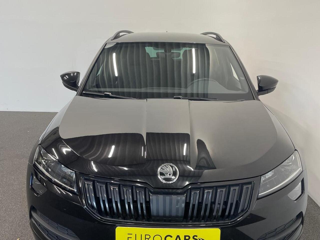 Skoda Karoq 1.5 TSI DSG Sportline Navigatie Apple Carplay/Android Auto Camera Parkeersensoren Cruise Control Elektrische achterklep Stoelverwarming Virtual Cockpit Climate Control Lichtmetalen velgen