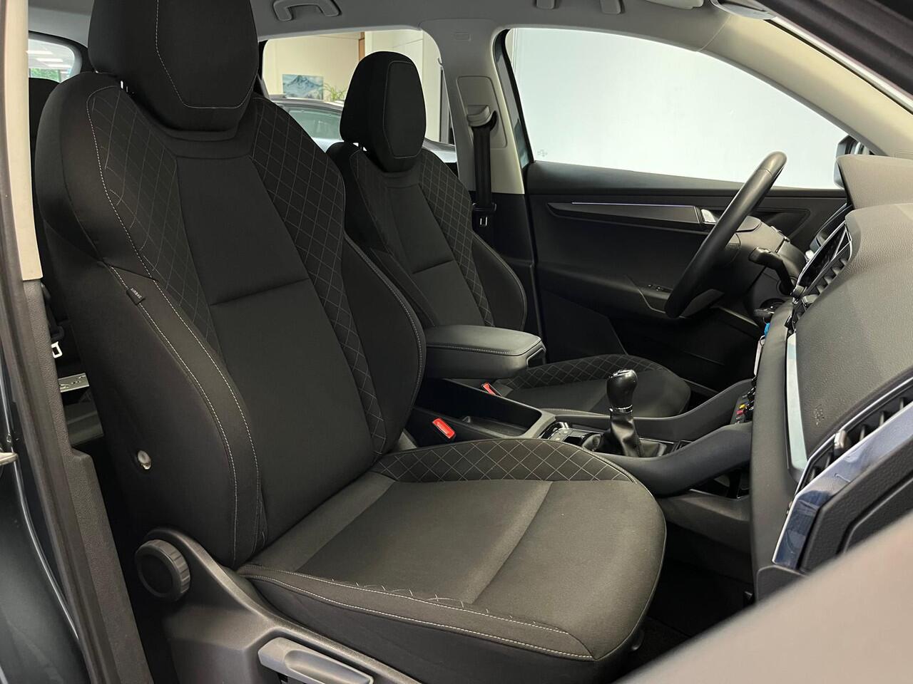 Skoda Karoq 1.0 TSI Style | TREKHAAK | CAMERA |