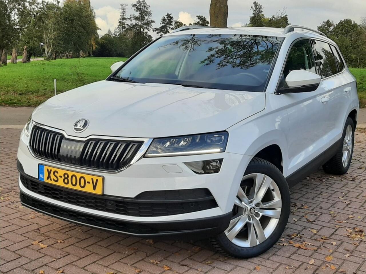 Skoda Karoq 1.5TSi 150pk DSG Style Business Airco Adap.cruise-control Navigatie Bluetooth