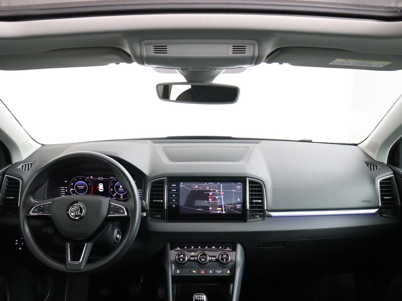 Skoda Karoq 1.0 TSI Style Business | ACC | Pano | Trekhaak!