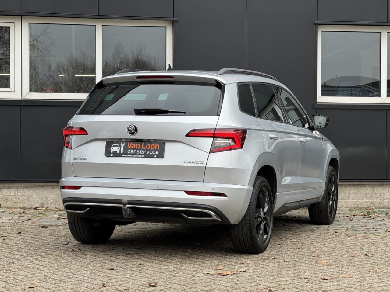 Skoda Karoq 1.5TSI Sportline Aut./Elek thaak/Panodak/Verw stoel+voorruit/Vir