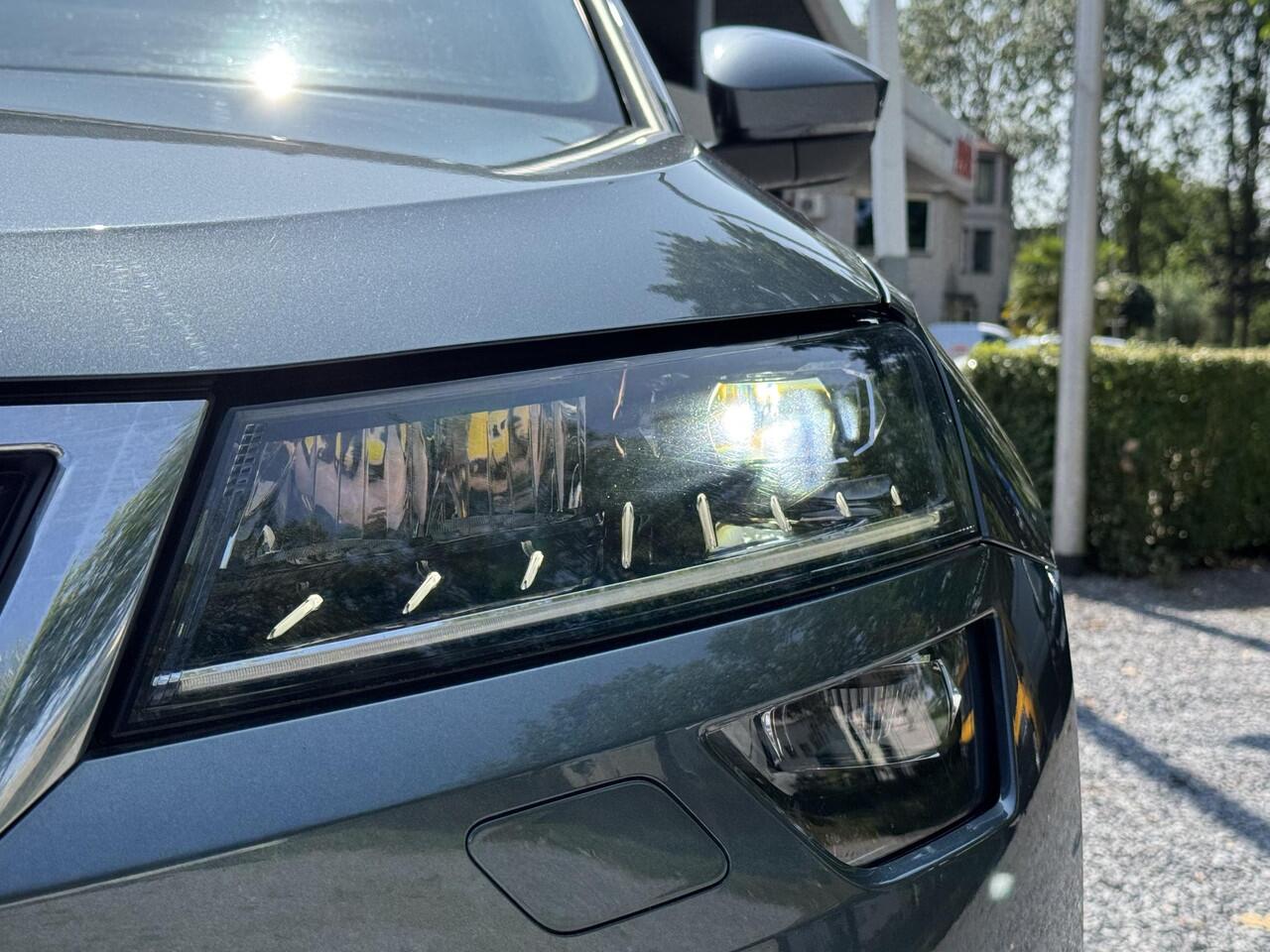 Skoda Karoq 1.5 TSI 150pk DSG Style (Pano,Trekhaak,Clima,Navi,Carplay)