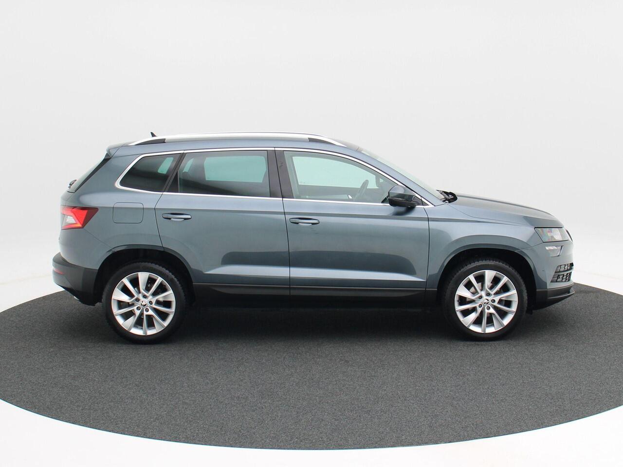 Skoda Karoq 1.6 TDi 115 Pk Clever Edition | LED | Parkeersensoren | Cruise Control | Carplay | Navigatiesysteem | Climate Control | 18 Inch