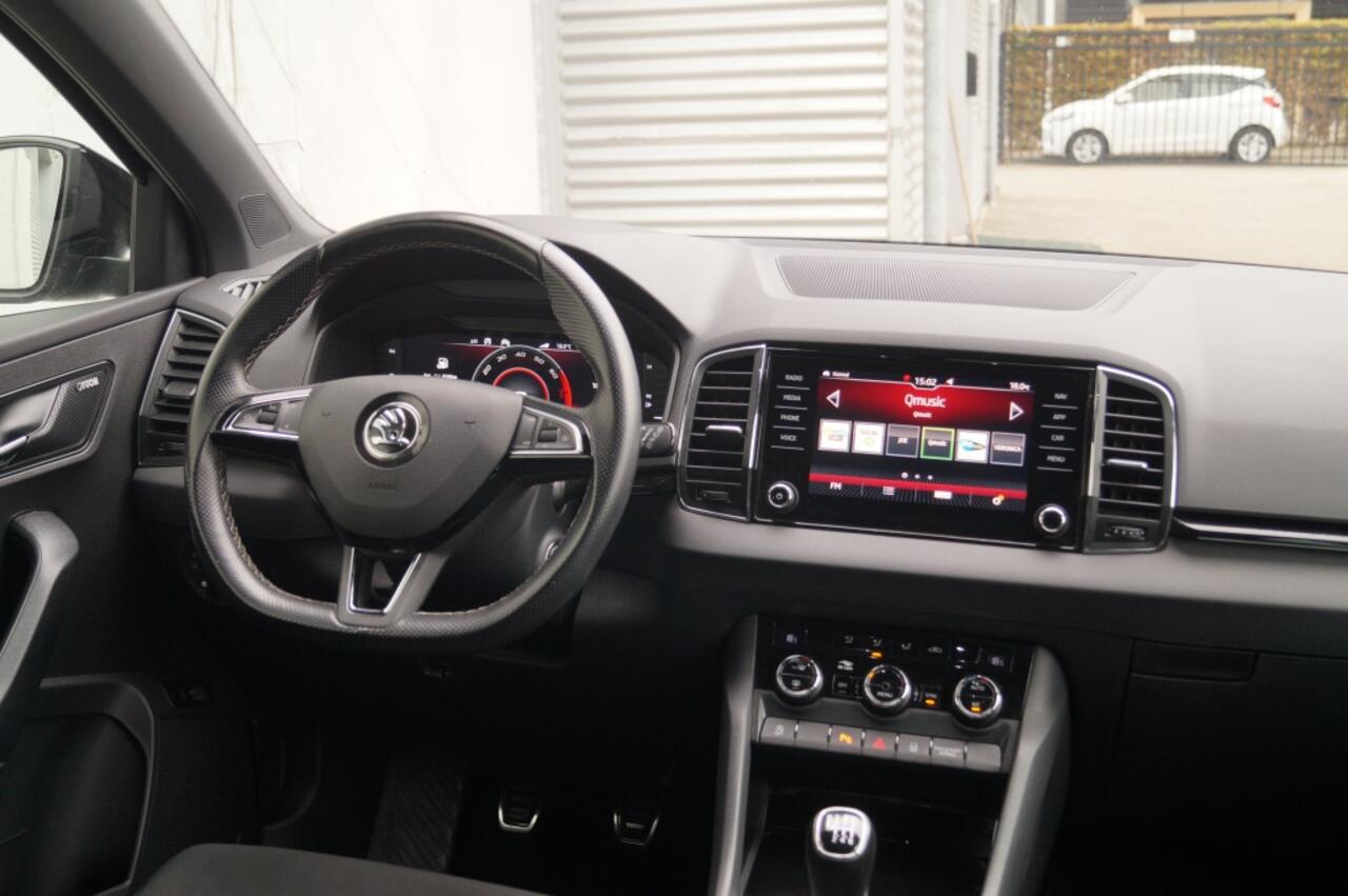 Skoda Karoq 1.5 TSI 150pk Sportline Business -PANO-ECC-LED-NAVI-