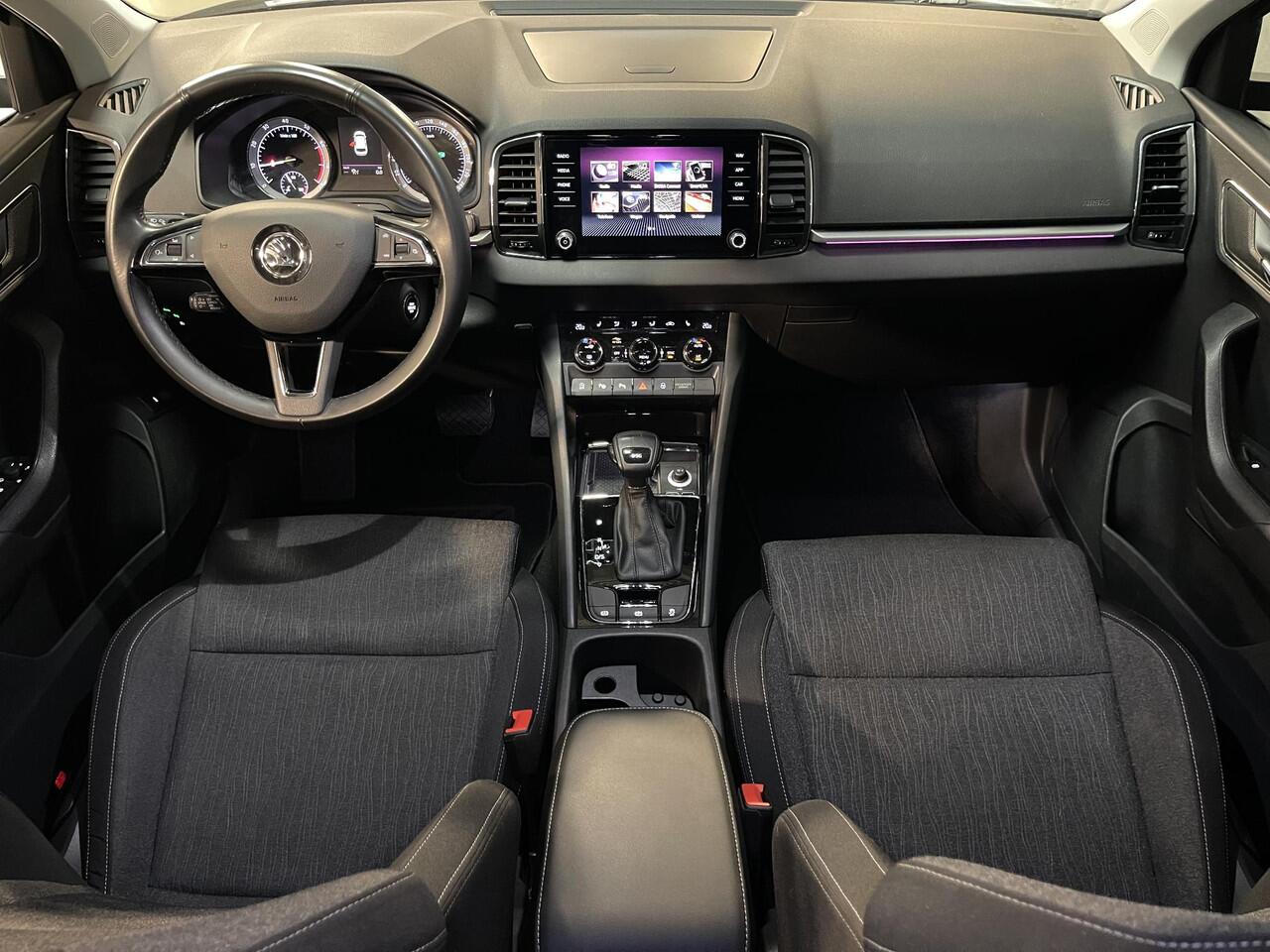 Skoda Karoq 1.5 TSI ACT Style Business 18"/Trekhaak/Stuur + stoelverwarming/Elektrische klep/Camera/PDC v+a/Apple Carplay & Android Auto