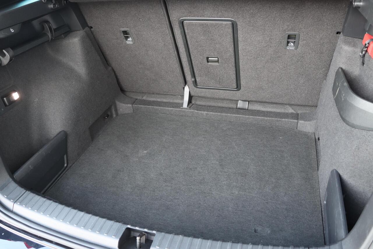 Skoda Karoq 1.5 TSI Sportline Business DSG7 150pk