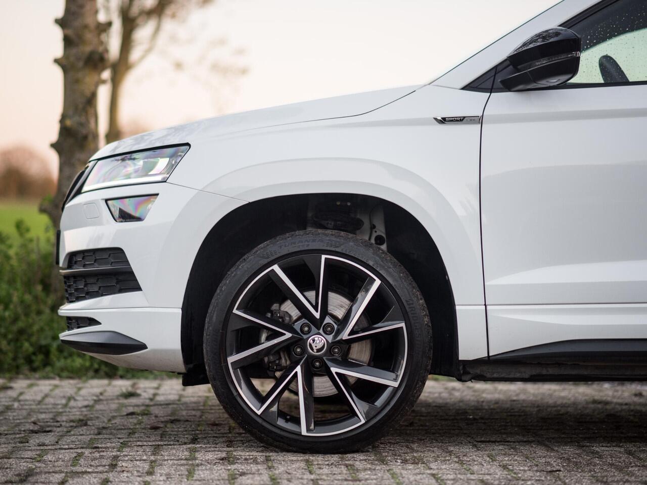 Skoda Karoq 1.5 TSI ACT Sportline Business Pano Virtual ACC Trehkaak