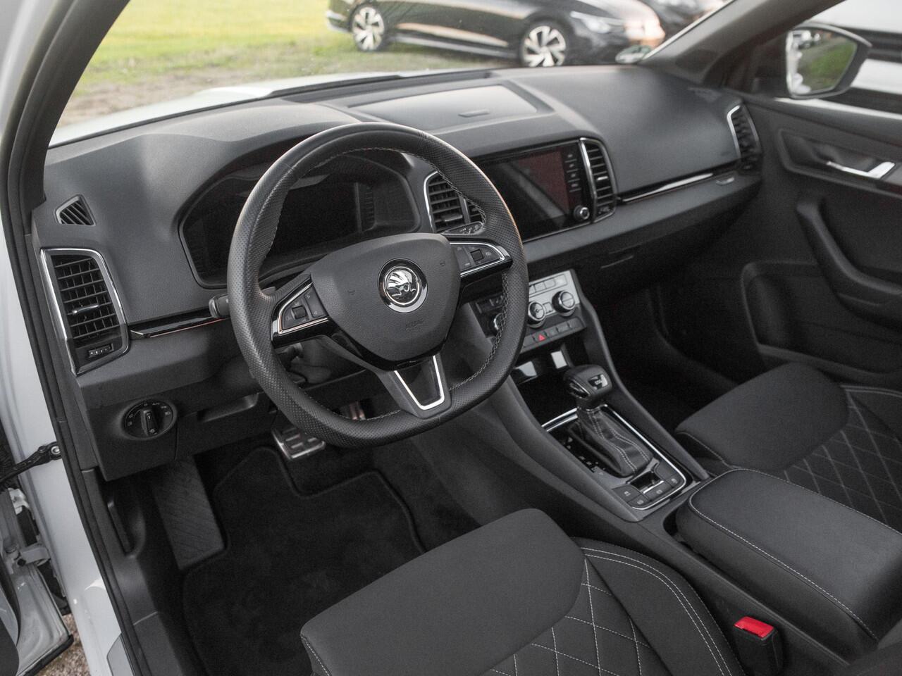 Skoda Karoq 1.5 TSI ACT Sportline Business Pano Virtual ACC Trehkaak