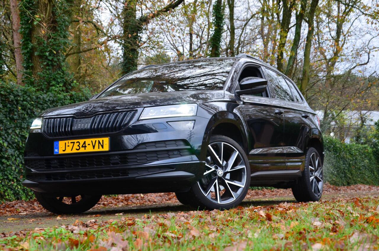 Skoda Karoq 1.5 TSI ACT Sportline Business Automaat/Navi/Audio installatie premium/Led/Pdc/Ecc/Stoelverwarming/Virtual Cockpit/Achteruitrijcamera/Cr-Control adaptief/Extra getint glas
