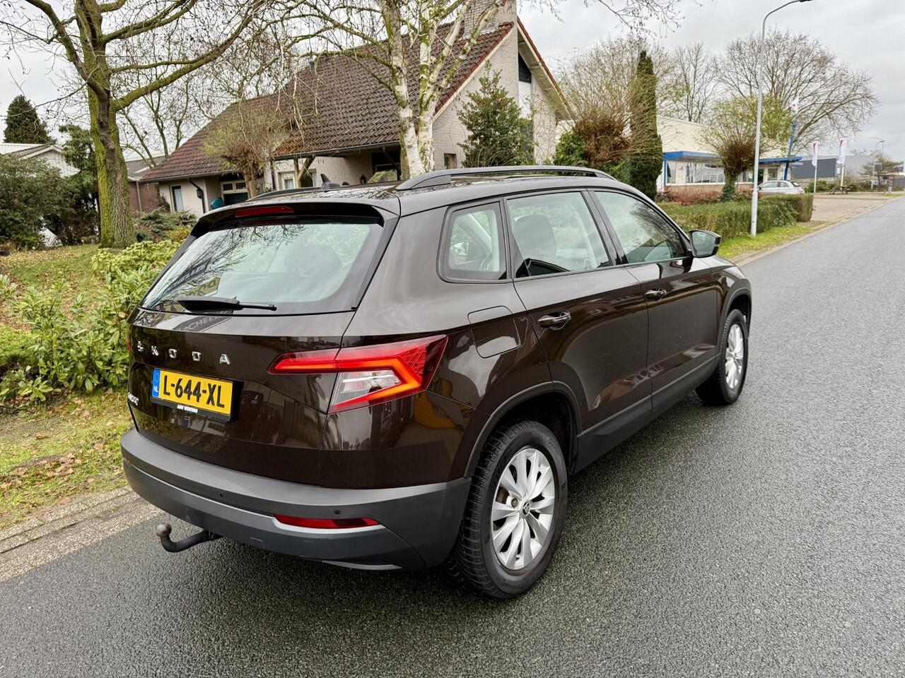 Skoda Karoq 1.5 TSI 150PK DSGoTrekhaak