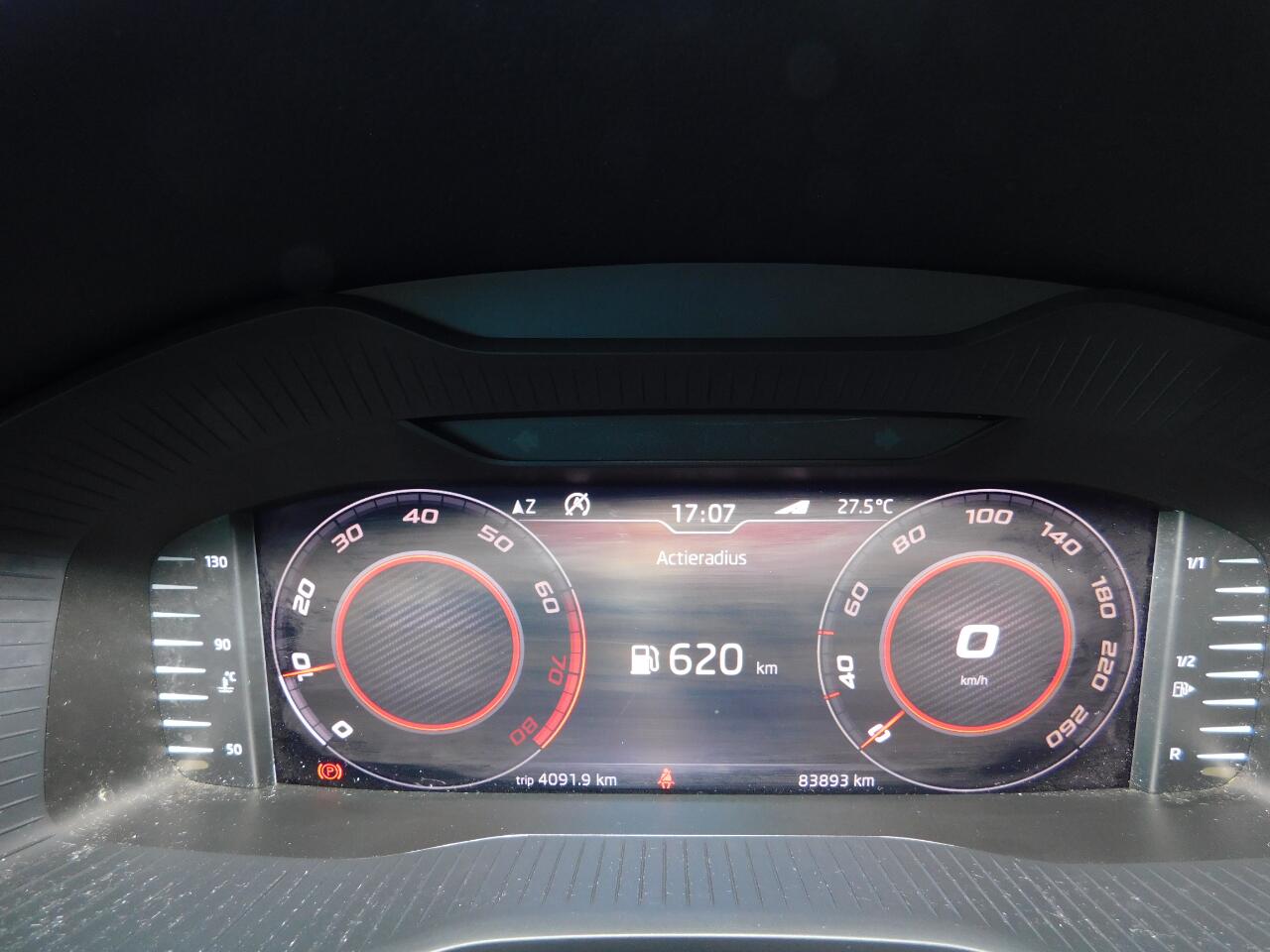 Skoda Karoq 1.5TSI 150PK SPORTLINE! All-in Prijs! Trekhaak!