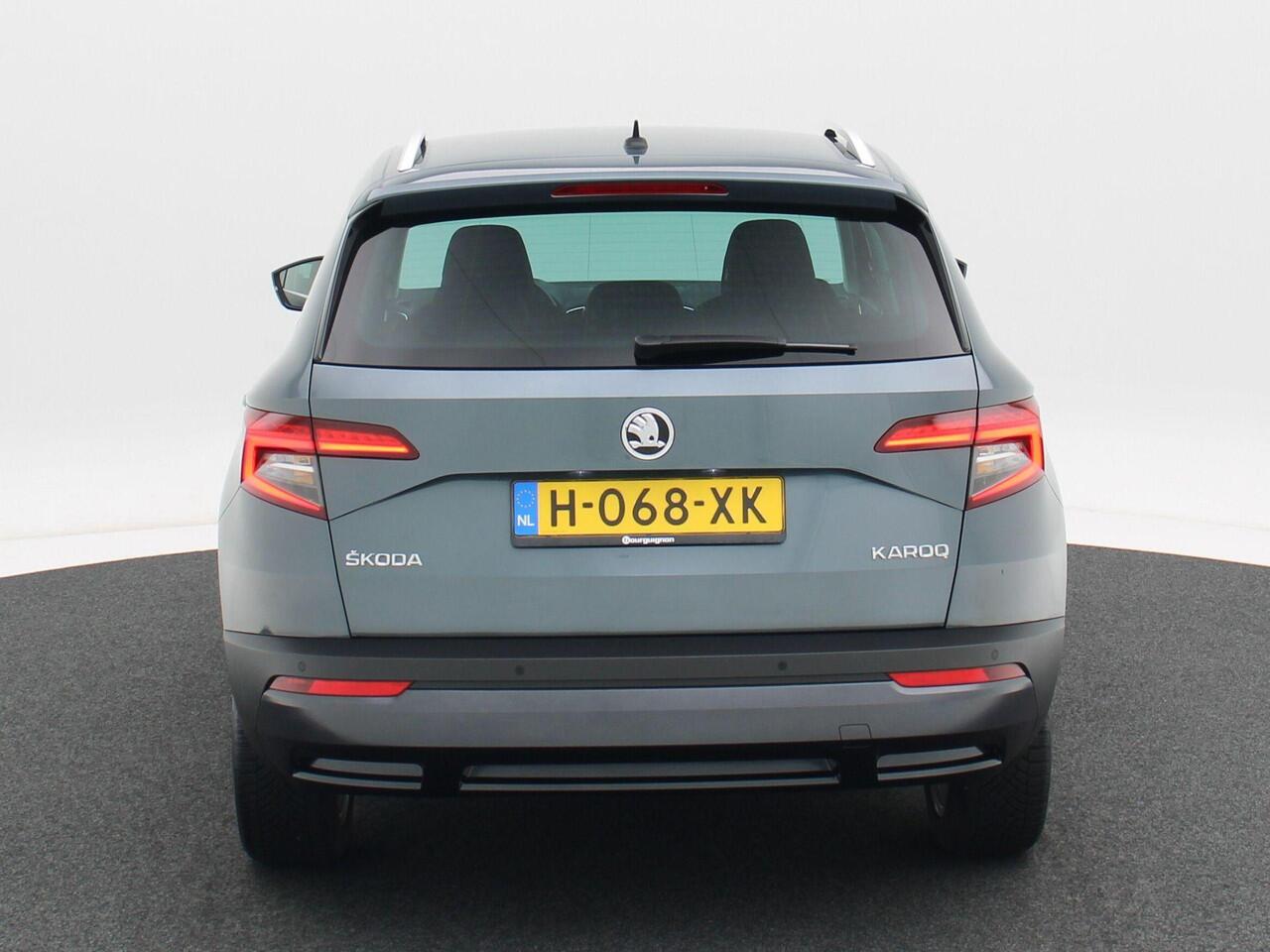 Skoda Karoq 1.6 TDi 115 Pk Clever Edition | LED | Parkeersensoren | Cruise Control | Carplay | Navigatiesysteem | Climate Control | 18 Inch