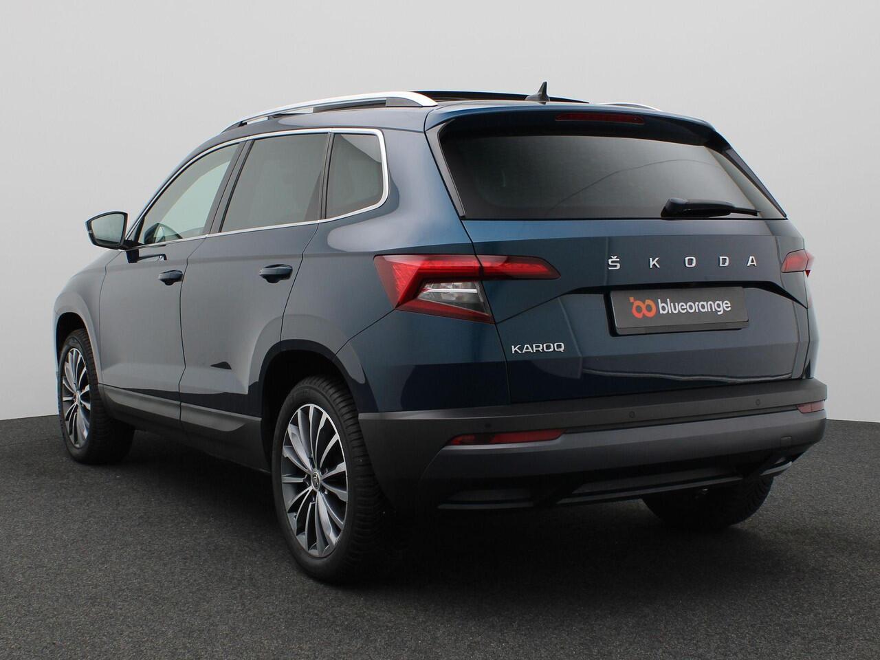 Skoda Karoq 1.5 TSI ACT Business Edition 150PK DSG Pano-Schuifdak, Canton Audio, Keyless, Memorystoel, Adaptieve Cruise Control, Achteruitrijcamera, Side Assist, Navi, Stoelverwarming, Voorruitverwarming, 18" LM Velgen